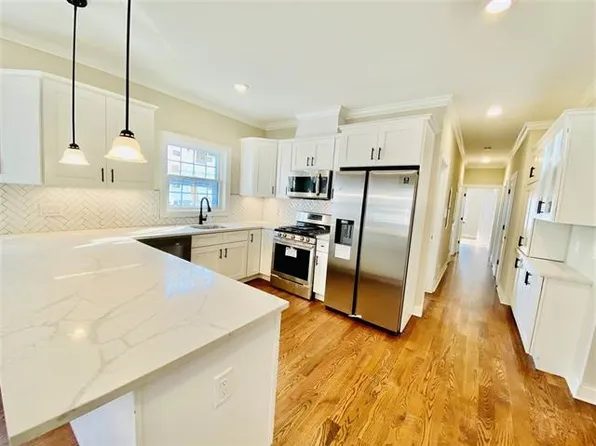 63 Linden Avenue image 6 of 9