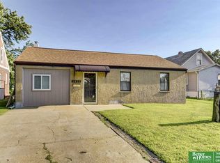 2932 Gold St, Omaha, NE 68105