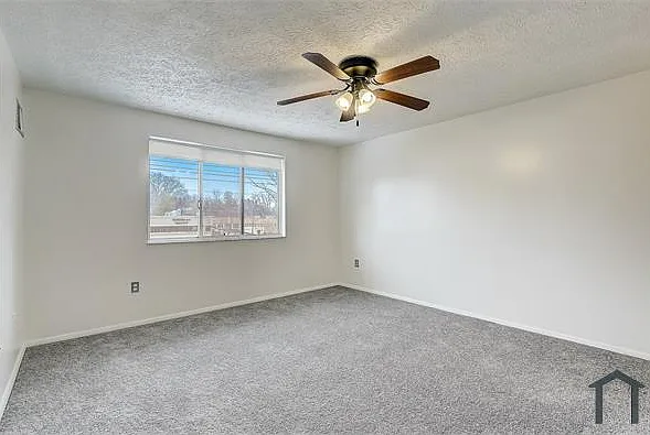 12415 Hickory Tree Way #L — Photo 26
