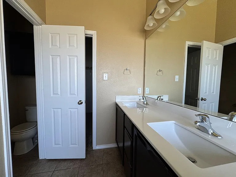 6406 Clear Brook Dr — Photo 16