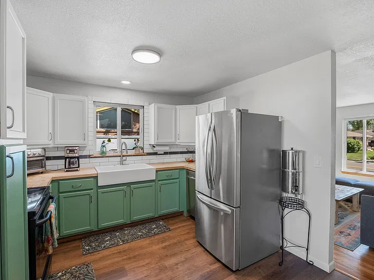 173 E Panama Dr — Photo 8