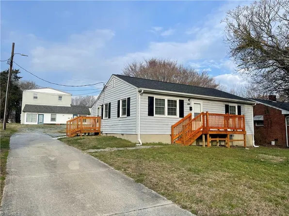 1642 Willomore St, Greensboro, NC 27403