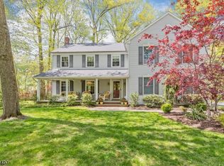 19 Raleigh Ct, Berkeley Heights, NJ 07922