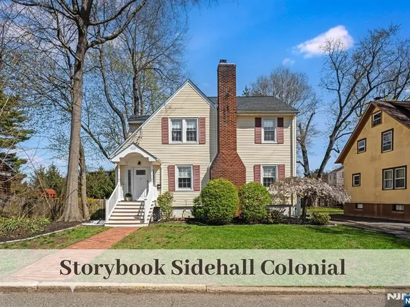 17 Saint Nicholas Ave, Westwood, NJ 07675