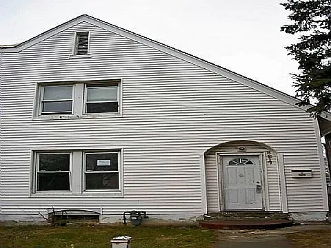8817 S Wabash Ave photo 1