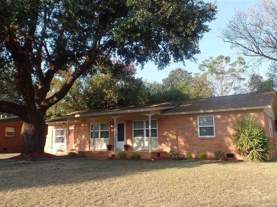 1st image of 3760 Forest Glen Dr