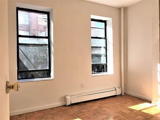 Rented by Sky Management | media 32