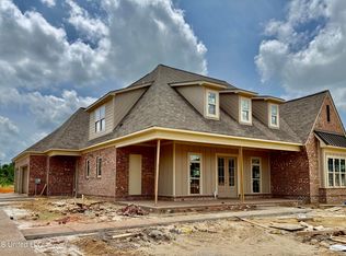 4183 Edison Dr, Nesbit, MS 38651