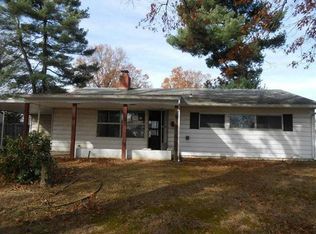 47 Thimbleberry Ln, Levittown, PA
