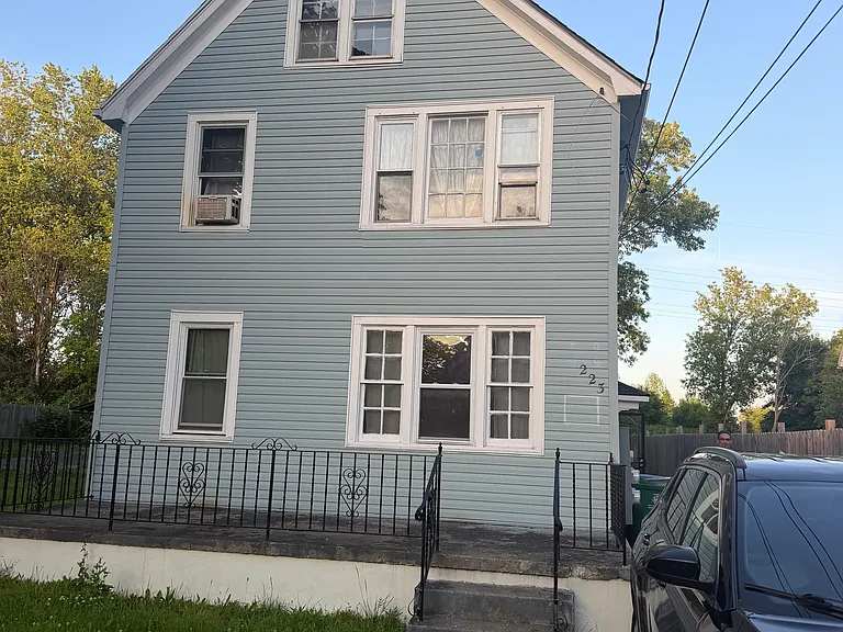 223 Keystone St #SID — Photo 1