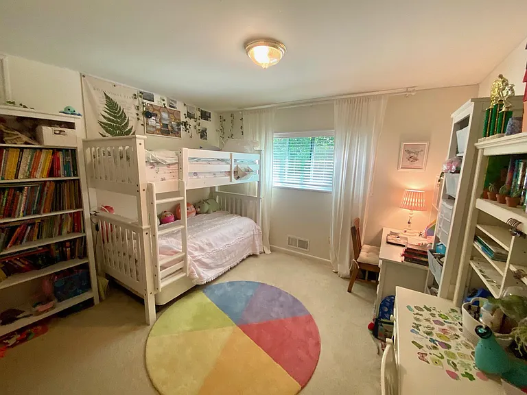 10636 Montrose Ave #203 — Photo 12