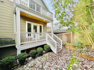 3818 Interlake Ave N #B, Seattle, WA 98103