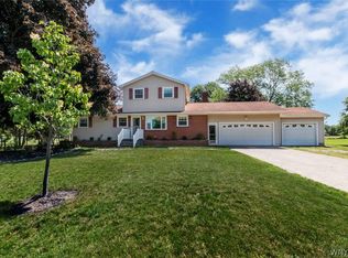 3085 Ewings Rd, Newfane, NY 14108