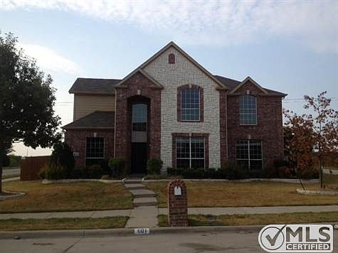 1st image of 601 Monterey Dr