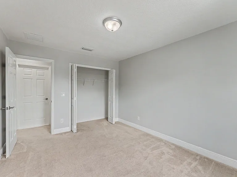 12969 Burns Dr — Photo 32