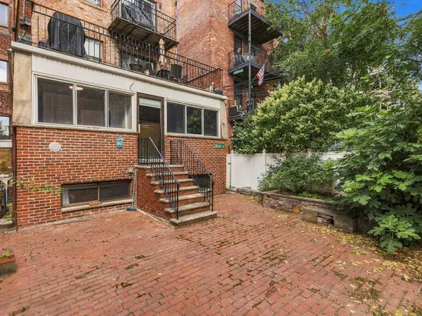 71 Lubec St, Boston, MA 02128