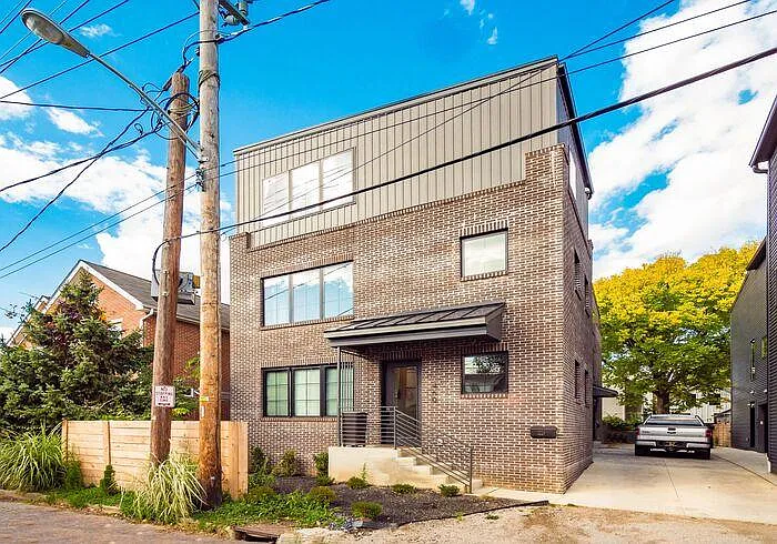 460 South Ln — Photo 19