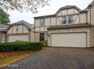 1459 Garnet Cir, Hoffman Estates, IL