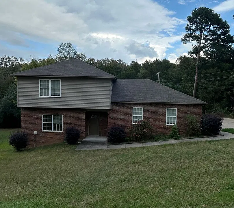 705 Preston Dr