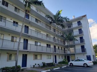 8750 N Sherman Cir APT 406, Hollywood, FL 33025