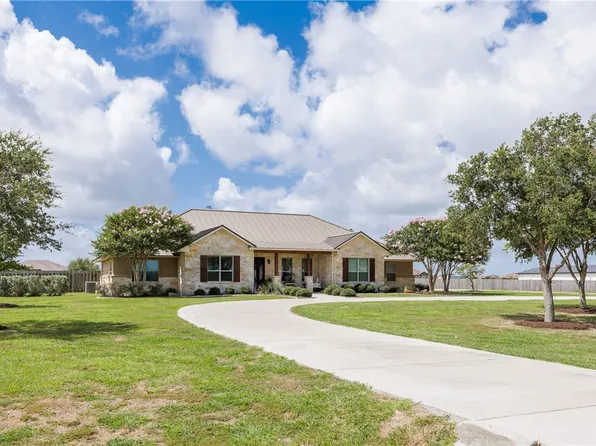 6702 Digger Ln, Corpus Christi, TX 78415