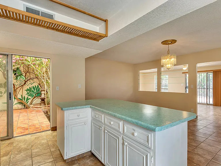 301 Los Nietos Ct — Photo 7