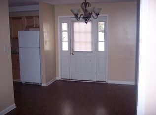 2206 Yorkhills Dr APT 3, Charlotte, NC 28217