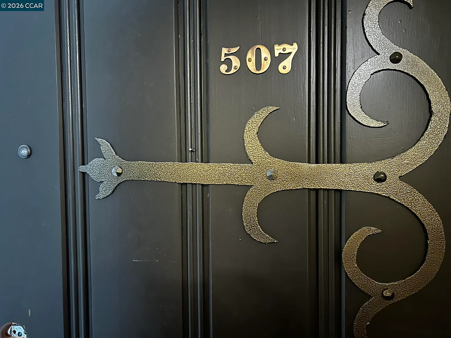 2701 Van Ness Ave APT 507 - Photo 9