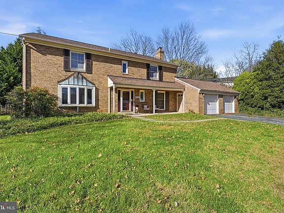 2nd image of 13621 N Gate Dr