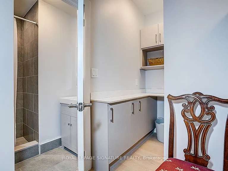 252 Annette St #4 — Photo 12
