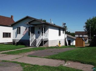 133 1st St, Proctor, MN 55810