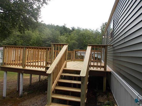 3rd image of 77 Royalcrest Park