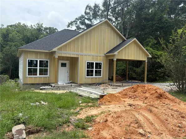 1521 24th St, Phenix City, AL 36867