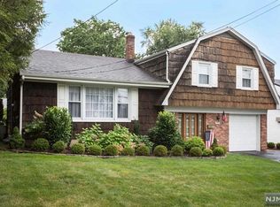 275 E Madison Ave, Dumont, NJ 07628