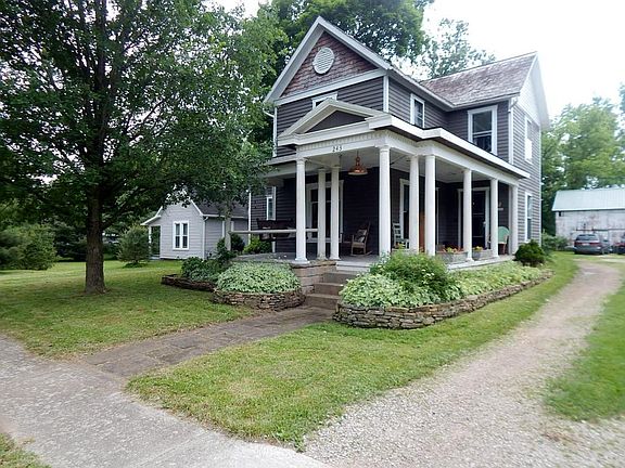 3rd image of 243 Granville St