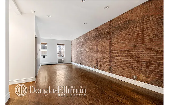 Rented by Douglas Elliman | media 25