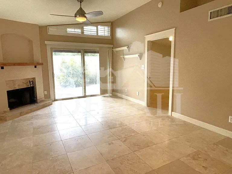 18640 N 44th Pl — Photo 3