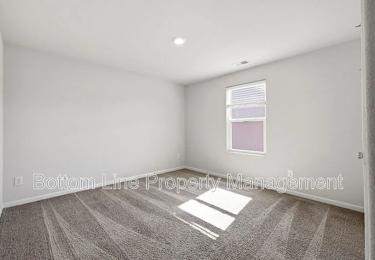 608 Frosty Way — Photo 34