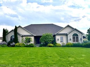 6470 Aberdeen Ln, Medina, OH 44256