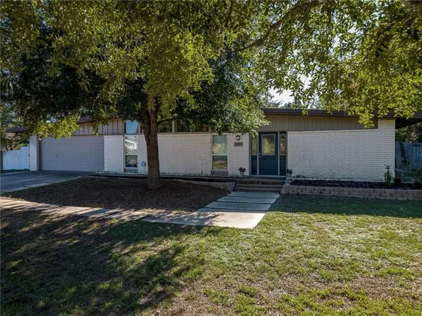 1602 Glade St, College Station, TX 77840