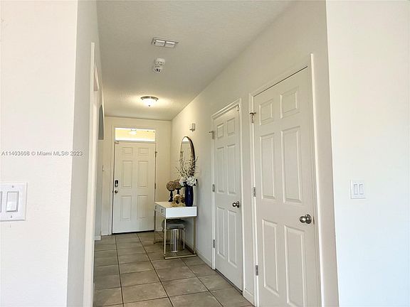 5th image of 6140 NW Regent St