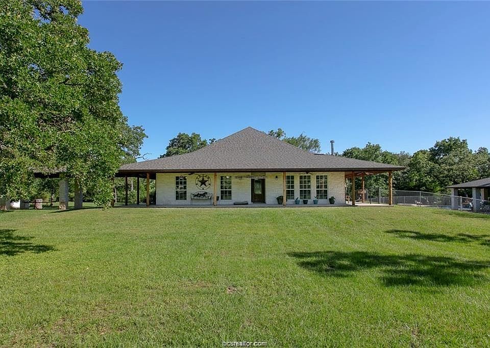 9407 Taylor Rd Bryan Tx 77808 Mls 21000939 Zillow