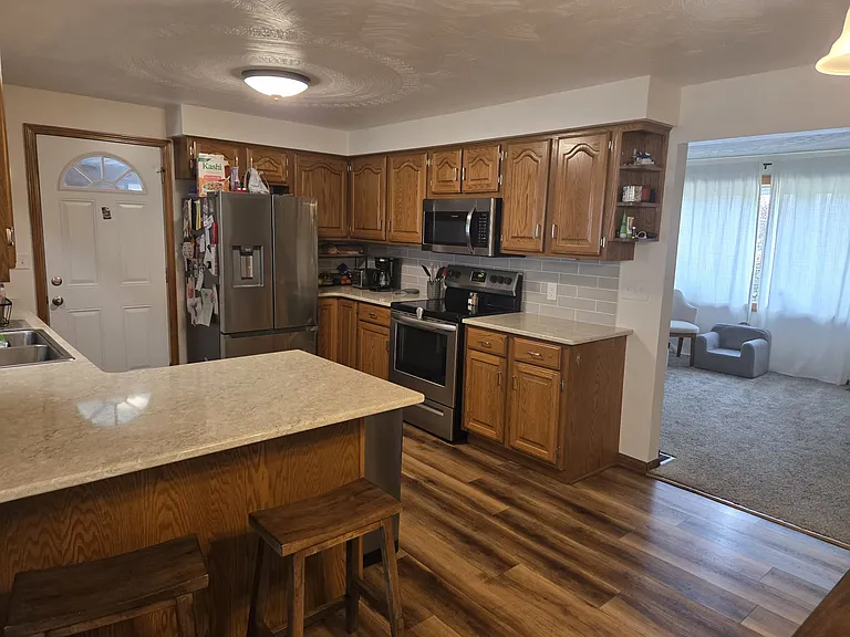 968 Dianewood Dr — Photo 10