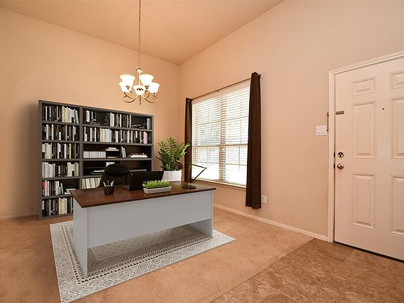 Dining room / Office