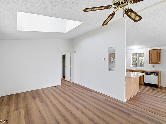 5th image of 20 W Rudy Rd