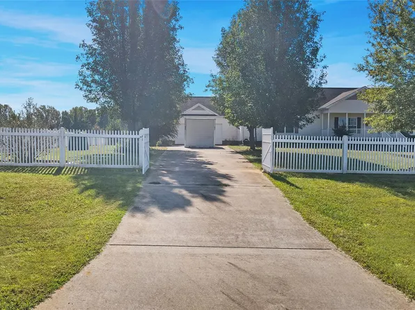 1493 Malden Ct, Crouse, NC 28033