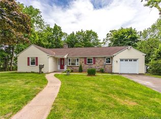 108 Porter St, Manchester, CT 06040