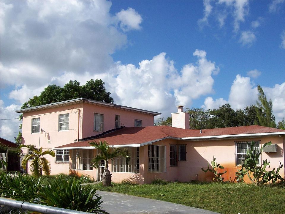 1st image of 855 NW 151st St