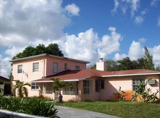 855 NW 151st St, Miami, FL 33169