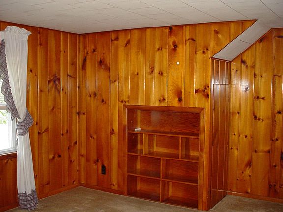 Beautiful Knotty Pine